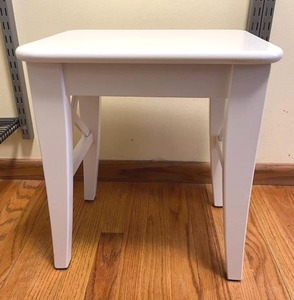 lot 39 image: Wonderful 18 White Vanity StoolBench with Pillow in Excellent Condition