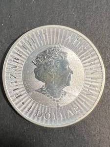 lot 14 image: 1 TROY OZ .9999 FINE SILVER 2020 AUSTRALIAN KANGAROO