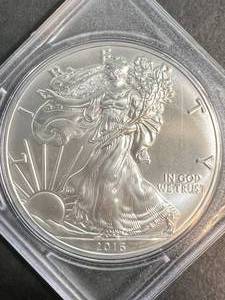 lot 16 image: 2016 AMERICAN SILVER EAGLE 1 TROY OZ .999 FINE SILVER UNC IN CASE
