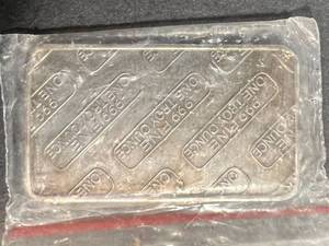 lot 25 image: 1 TROY OZ .999 FINE SILVER SILVER BULLET BAR