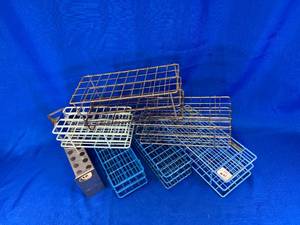 lot 81 image: 7 - Assorted USED Test Tube Racks