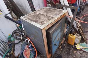 lot 25 image: Large Heavy Duty Combination Safe