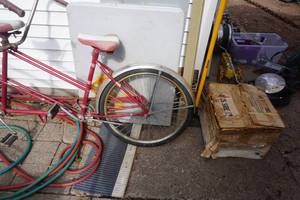 lot 44 image: Huffy Brand 2 Person Bicycle