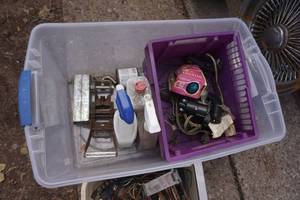 lot 67 image: Lot of Auto Electrical Components and Wire