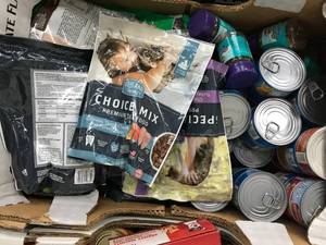 lot 13 image: ASSORTED CAT FOOD AND TREATS