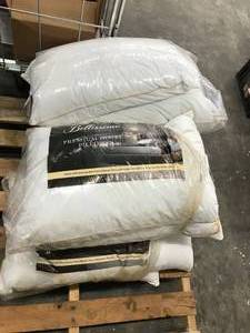 lot 90 image: BELLISSIMO PREMIUM HOTEL PILLOWS