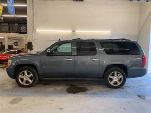 2008 Chevrolet Suburban LTZ