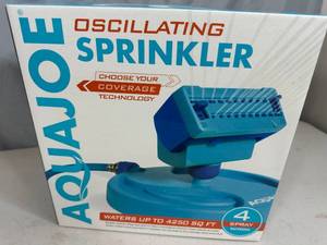 lot 10 image: New AquaJoe Oscillating Lawn Sprinkler