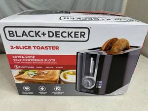lot 83 image: New Black  Decker Toaster