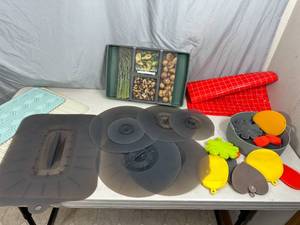 lot 88 image: New Silicone Sponges, Universal Lids, High Temp Baking Items, Etc