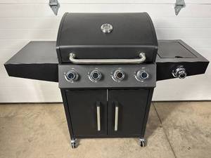 lot 1 image: New 4 Burner Gas Grill with Side Burner on Wheels