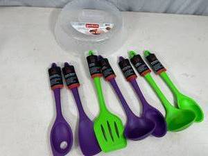 lot 218 image: New Good Cook Kitchen Items