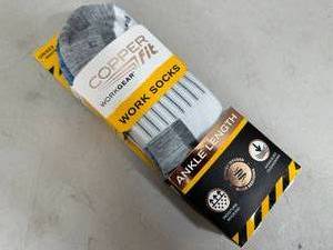 lot 227 image: 3 New Pair of Copperfit Work Socks