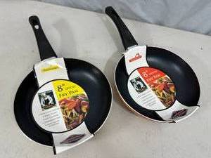 lot 278 image: 2 x 8 Non Stick Frying Pans
