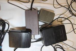 lot 25 image: Nintendo Chargers