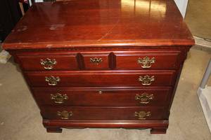 lot 173 image: Lexington File Cabinet