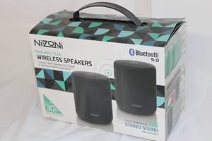 lot 212 image: Wireless Speakers