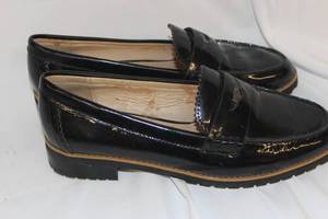 lot 248 image: Coach shoes