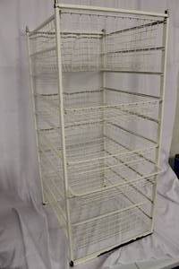 lot 9 image: Metal Organizing Rack