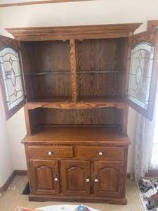 lot 2 image: OAK BUFFET by California Lifestyle Furniture