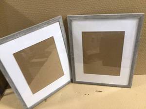 Lot of 2 Picture Frames  Customer Returns See Pictures
