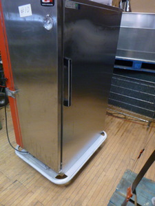 Carter Hoffman Warmer on Casters