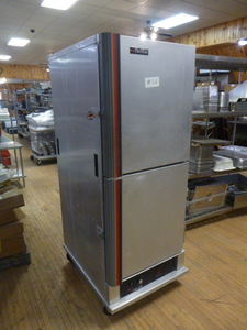 CresCor Food Warmer on Casters