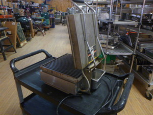 Star Grill Panini Grill with Drip Tray