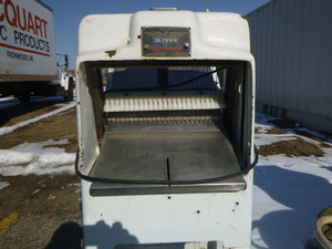 Oliver Bread Slicer