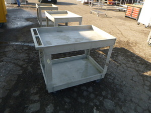 Rubbermaid Cart