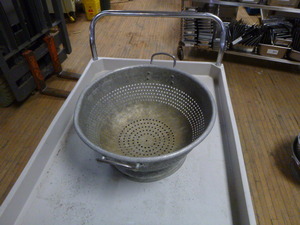 Colander