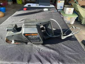 lot 4 image: Black and Decker Belt Sander