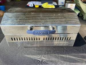 lot 5 image: Magma Small Gas Grill 18.25x9.5dx10.25h