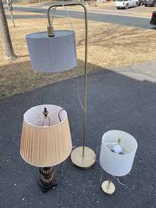 lot 36 image: 2 Table Lamps with Living Room Lamp