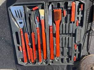 lot 58 image: Grilling Utensil Set with Open Fire VTG Popcorn Popper and Grill Basket