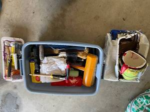 lot 81 image: Painting Supplies