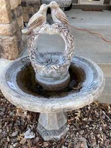 lot 84 image: Bird Bath With Two Birds on Top