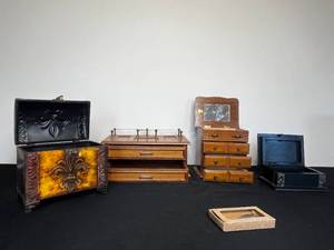 lot 230 image: 3 Dresser Top Jewelry Boxes, 1 Chest & 1 Daughter Key Chain