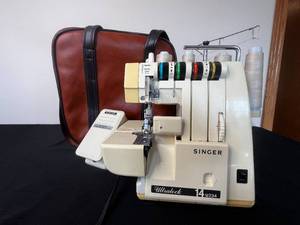 lot 277 image: Singer Ultra Lock 14U234 with Bag and Accessories - Untested