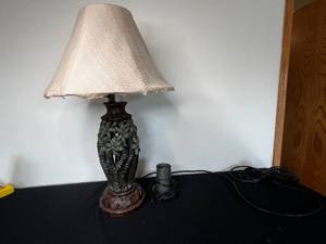 lot 282 image: Home Decor - Palm Tree Lamp and Birdhouse Lamp - Untested