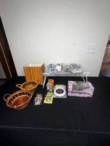 lot 333 image: Scented Oil Candles, Refresh Plug Ins, Night Light, Small Bulbs, Candle Warmer, Baskets, Small Waste Basket, Under Counter Storage Rack, Etc