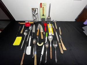 lot 314 image: Nordic Ware Spatula, Wilton Cake & Pie Server, VTG J. Marttiini-Finland Rapala Fishing Filet Knife Leather Sheath, Misc Knives, Misc Utensils