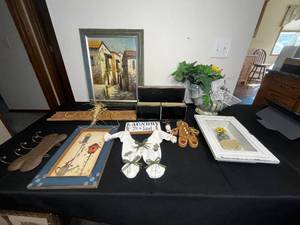 lot 329 image: 17 x 21 Signed Oil Painting, Snail Vase w Artificial Plant, Laundry 5 Cents A Load Wall Hanging, Night Light, Welcome Sign, Dog Bone Hanger, Etc