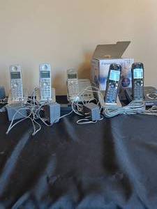 lot 112 image: 5 Various Panasonic Landline Telephones - all untested