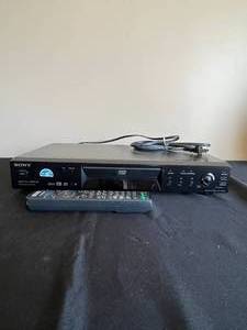 lot 164 image: Sony DVD Player with Remote