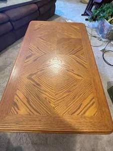 lot 201 image: Lift Top Coffee Table on Wheels