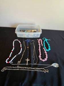 lot 210 image: Costume Jewelry Lot - Various Styles