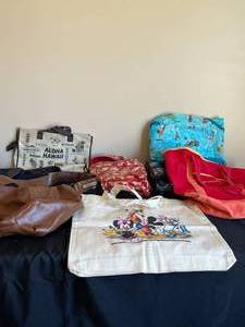 lot 212 image: Totes and Bags - Variety of Sizes, Styles and Materials