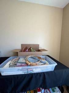 lot 354 image: Decorative Hangers and Cross Stitch Hoops, Accessories, Patterns and Supplies