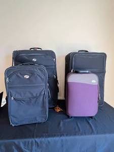 lot 360 image: Luggage - 2 American Tourister, 1 Samsonite, 1 Gabbiano